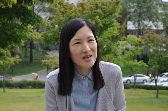 ‘학교를 폭파하라’는 달콤한 상상을 끄집어내다
